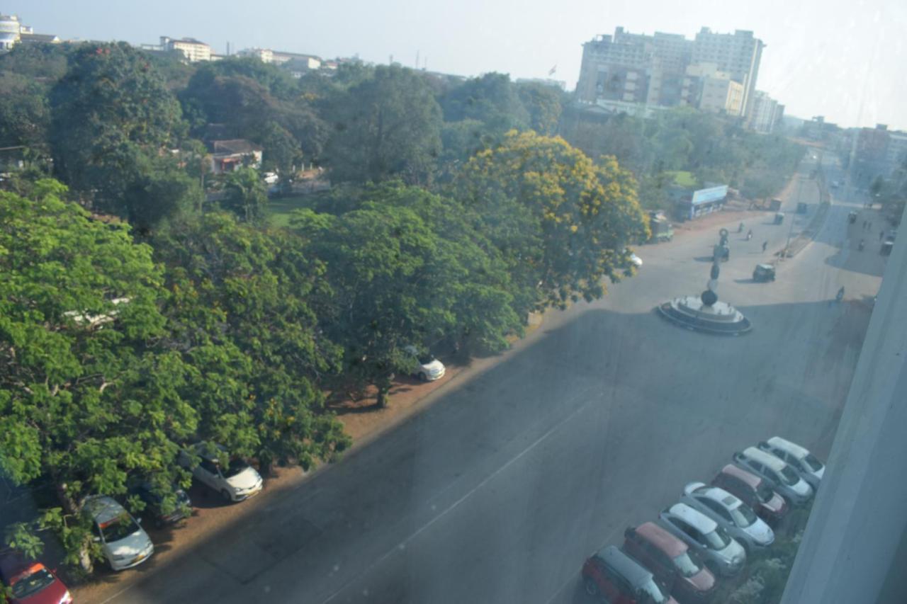 Country Inns & Suites By Radisson Manipal Bagian luar foto