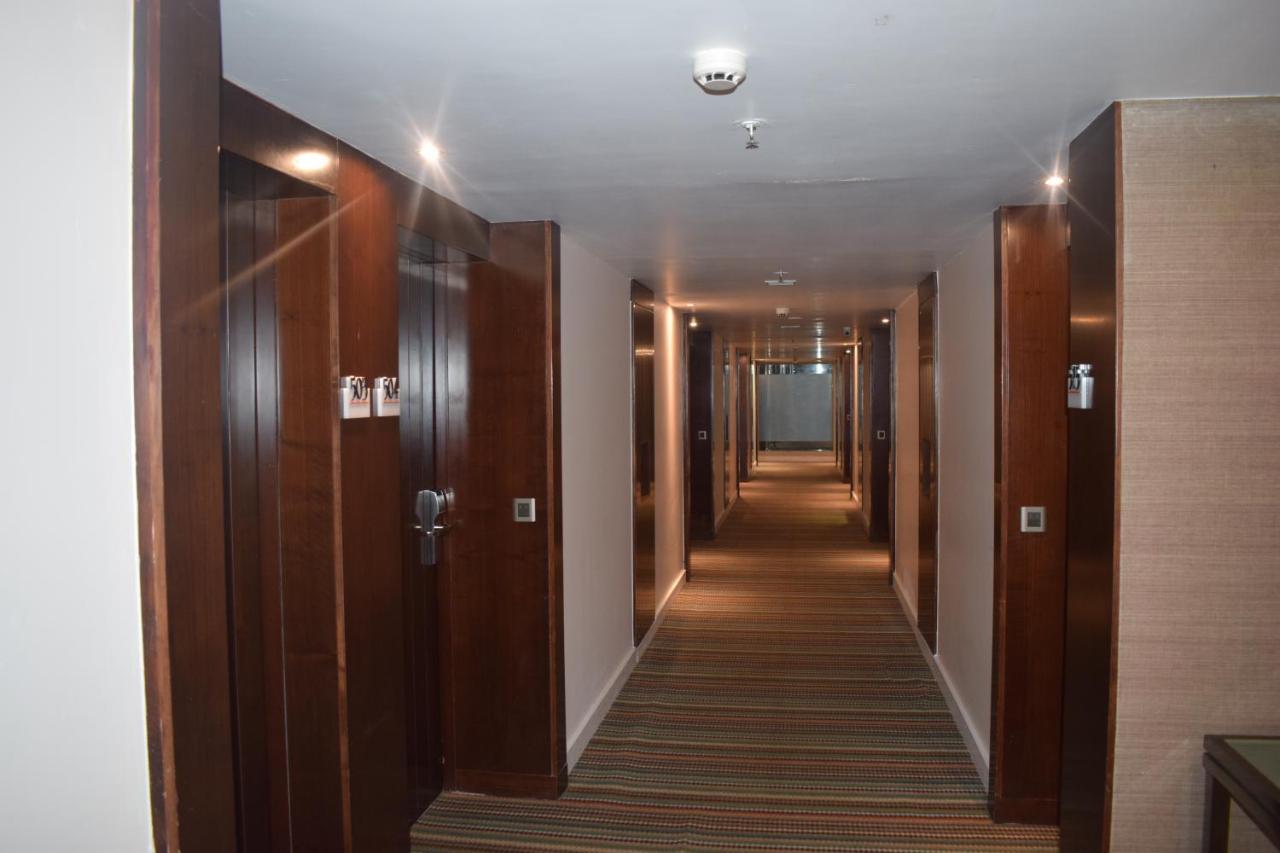 Country Inns & Suites By Radisson Manipal Bagian luar foto